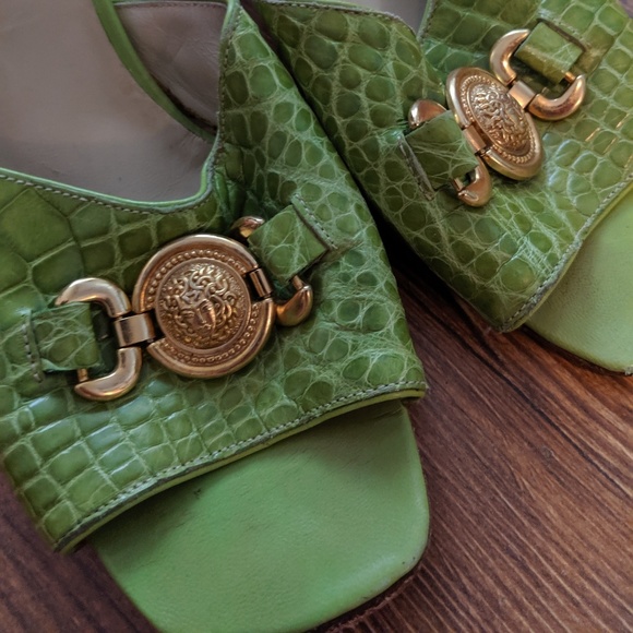 Green Alligator Skin Fabbiani Heels - Picture 3 of 6
